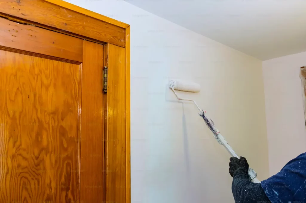 Painting wall